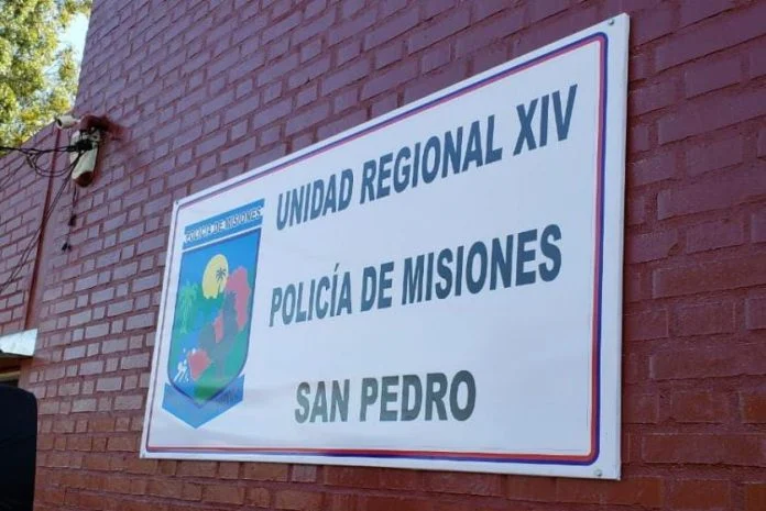  Un joven fue asesinado a puñaladas y la Policía busca a dos sospechosos ya identificados