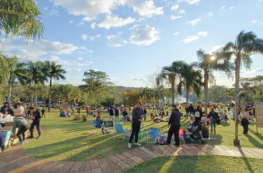  Vuelve la tradicional barrileteada solidaria en Iguazú: juegos, arte y compromiso social para celebrar el Día del Niño