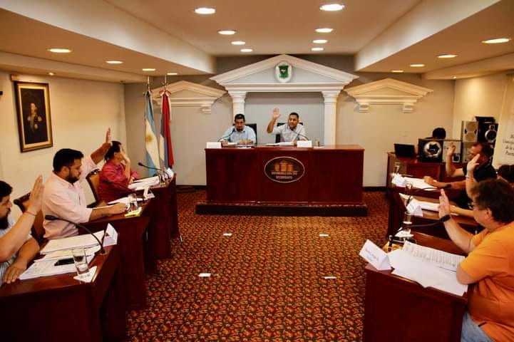  Puerto Iguazú: el Concejo Deliberante trató el balance municipal 2024 en sesión extraordinaria