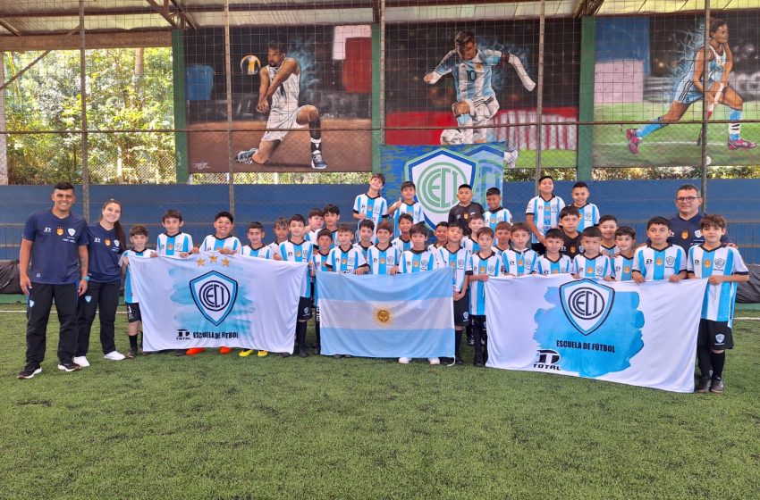  La escuela de fútbol Comercio viaja a Cascavel con distintas categorías para disputar el Torneo Internacional New Cup