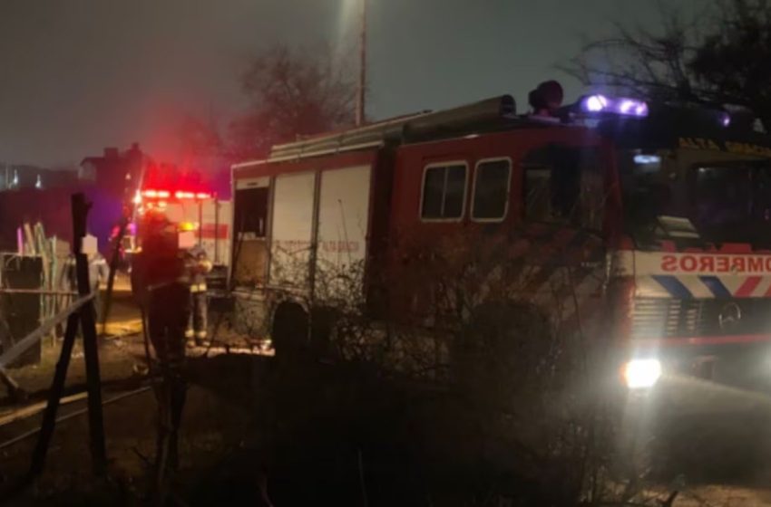  Tragedia en Alta Gracia: dos niñas murieron calcinadas en un incendio y se investiga si estaban solas