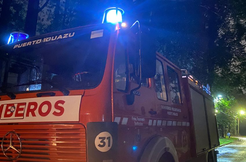  Accidente de tránsito en Iguazú: un motociclista colisionó contra un colectivo
