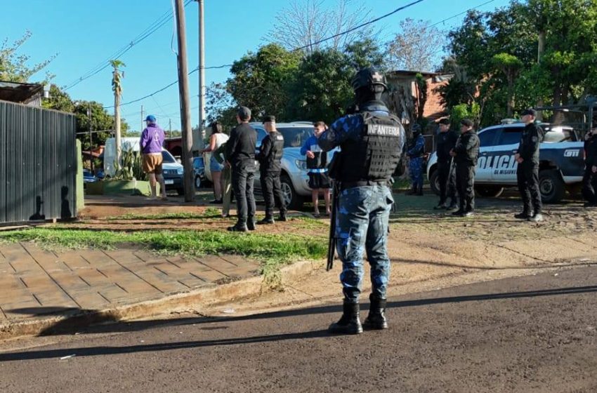  Realizó maniobras peligrosas y las subió a las redes: La Policía allanó su vivienda, lo demoró y secuestró la moto