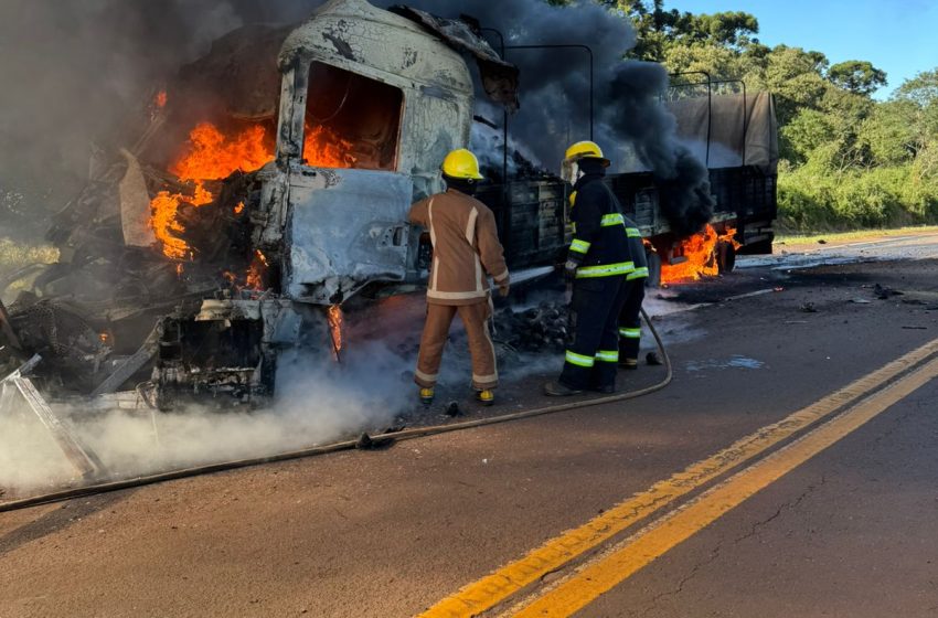  Puerto Esperanza: choque e incendio de camión en la Ruta Nacional 12