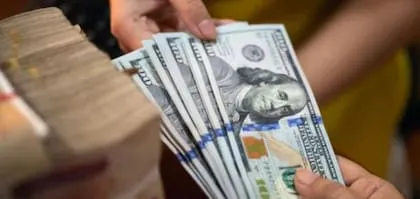  El Gobierno interviene en el mercado de cambios para contener el dólar