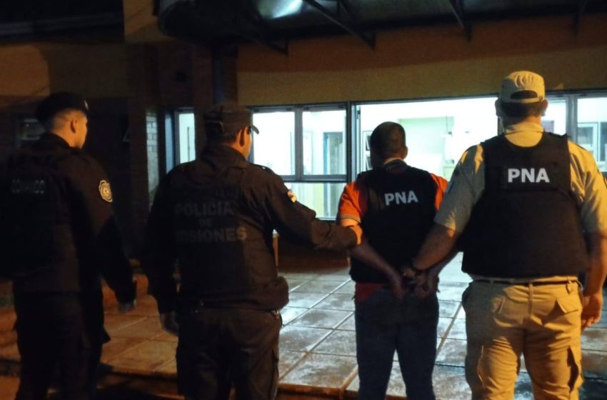  Wanda: capturan a un paraguayo armado que intentó ingresar ilegalmente a Misiones en una canoa