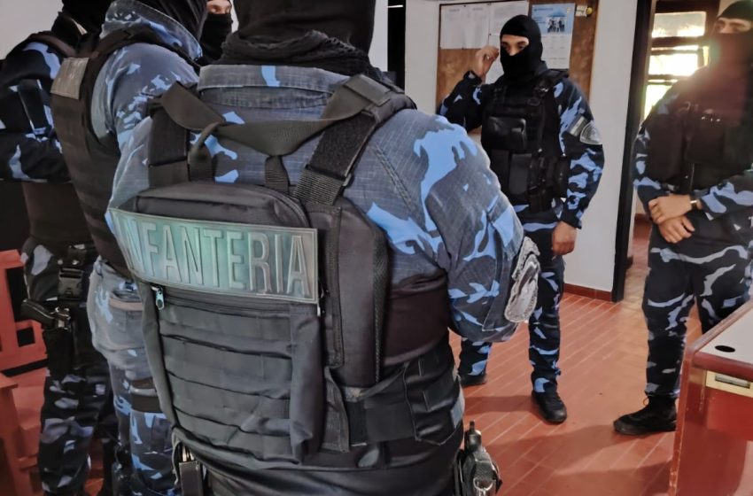  Tenía prisión domiciliaria y seguía delinquiendo: disparó contra los vecinos y le hallaron drogas y armas en su casa