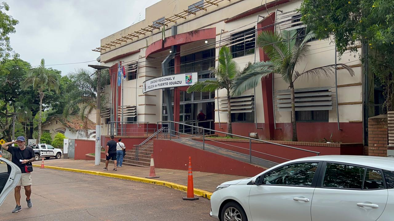 Elecciones 2025: Jornada tranquila en Puerto Iguazú 8 Elecciones 2025: Jornada tranquila en Puerto Iguazú imagen-7