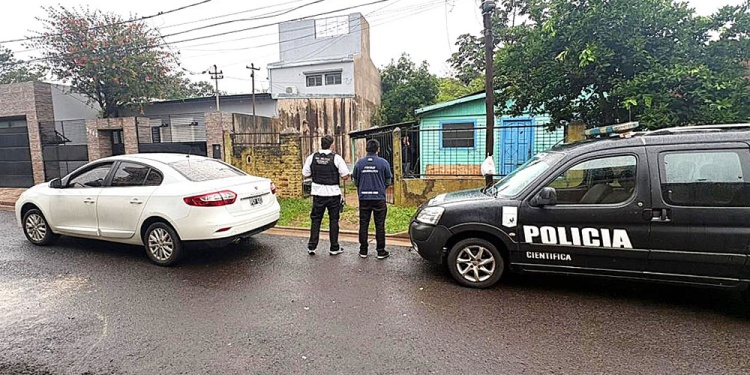  Mujer detenida habría enviado por $1.500 videos de abusos de su hija