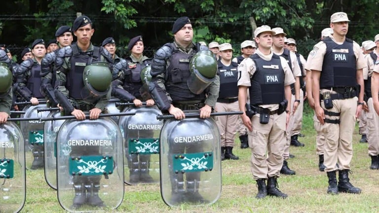  Despliegan más de 200 agentes de fuerzas federales para custodiar la frontera en Puerto Iguazú