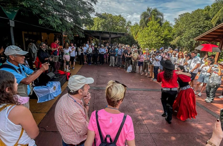  Iguazú Argentina S.A. celebró el Cataratas Day junto a los visitantes  
