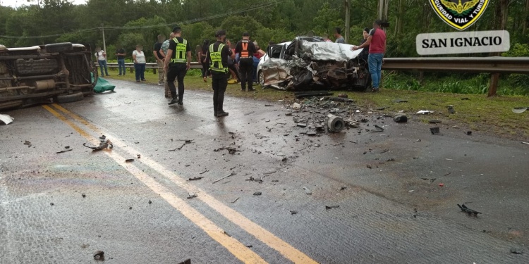  Choque fatal en Misiones: cuatro muertos y varios heridos en un siniestro vial sobre la Ruta Nacional 12