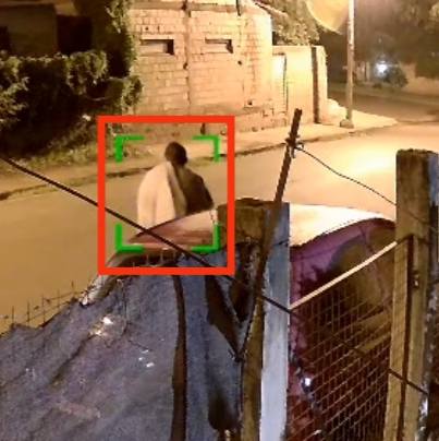  Cara Manchada» quedó filmado robando objetos de un vehículo: terminó detenido