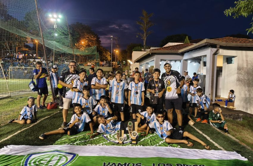  Fútbol: Escuelita de Comercio hizo podio en el Torneo Tres Fronteras