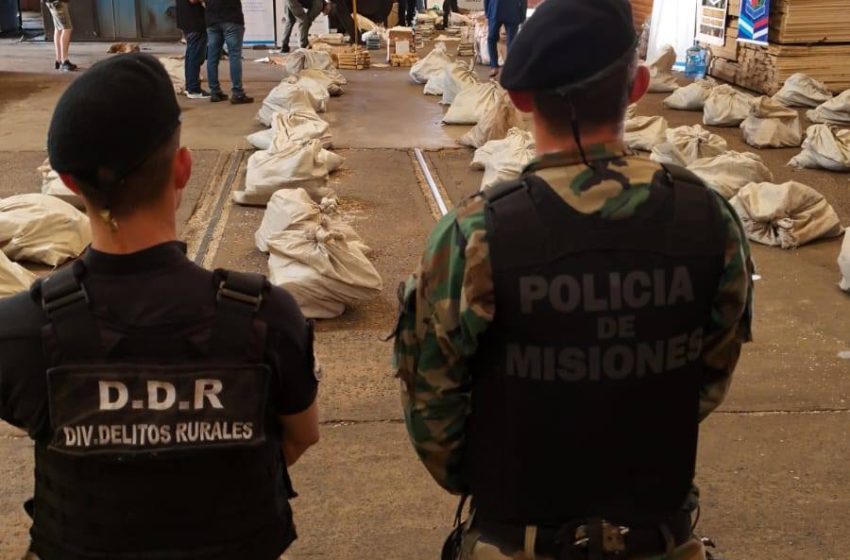  Destruyeron casi una tonelada y media de droga incautada