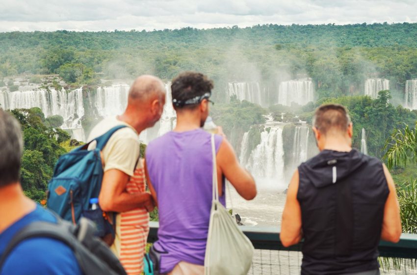  Brasil: El Parque Nacional del Iguazú registra su febrero más alto en su historia con 169.000 visitantes de 123 países
