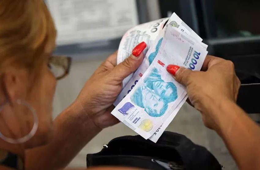  Encuesta nacional: la caída de los salarios es la principal angustia para la mayoría de los argentinos, seguida por la falta de trabajo