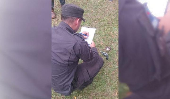  Un alumno de 14 años llevó un revólver calibre 22 a una escuela de Misiones y la exhibió ante sus compañeros
