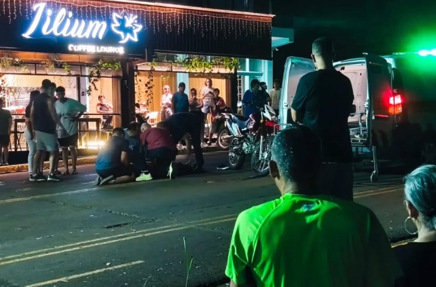  Motociclista de 17 años sufrió heridas graves tras choque entre dos motos en avenida Tres Fronteras