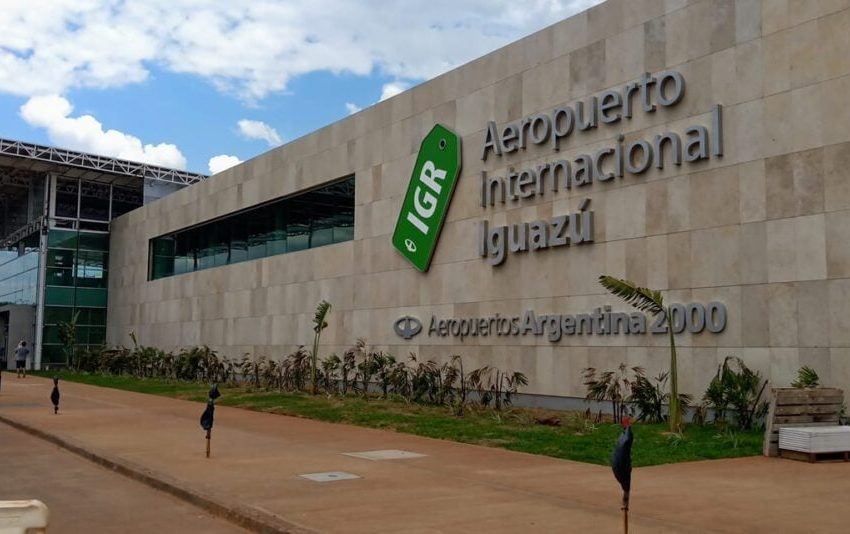  Denuncian a un pasajero ruso por abuso a una tripulante de cabina en un vuelo hacia Iguazú