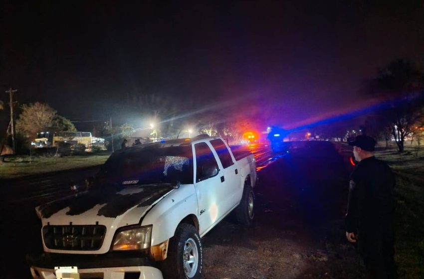  Wanda: tres personas fueron hospitalizadas tras un choque sobre la Ruta 12 y una camioneta se incendió