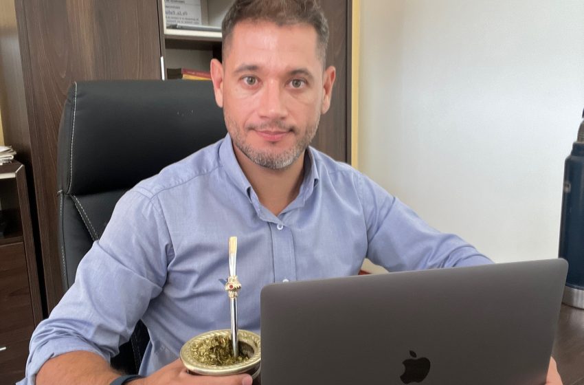 Fabián De Sá: “El sueldo de un concejal supera los 2 millones y muchos proyectos terminan archivados”
