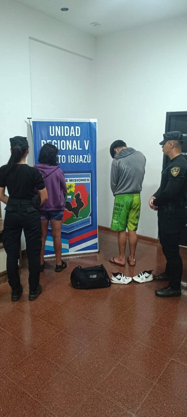 Dúo de delincuentes fue capturado por la Policía involucrados en una seguidilla de robos en Puerto Iguazú imagen-11