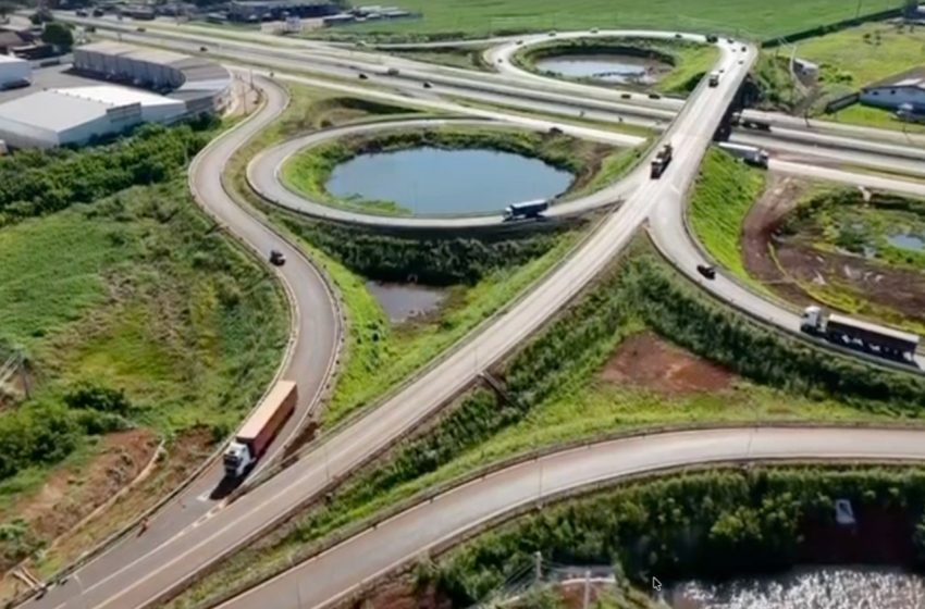  Comienza el tránsito de camiones la Perimetral Leste en Foz do Iguaçu; 39 vehículos el primer día