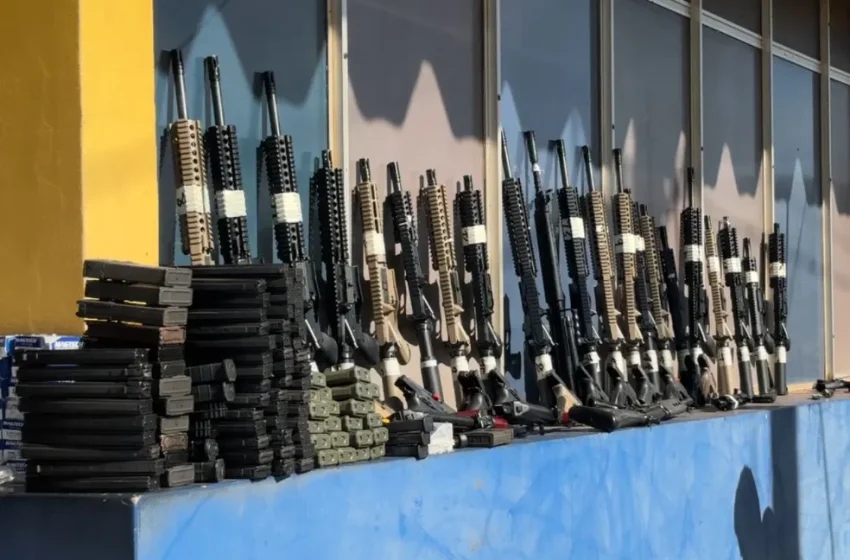  Golpe al tráfico internacional de armas: Brasil secuestró 25 fusiles, dos AK-47 y miles de municiones