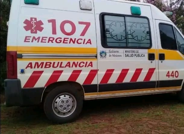  Buscan al motociclista que atropelló y abandonó a un peatón en Puerto Iguazú: la víctima está en coma inducido