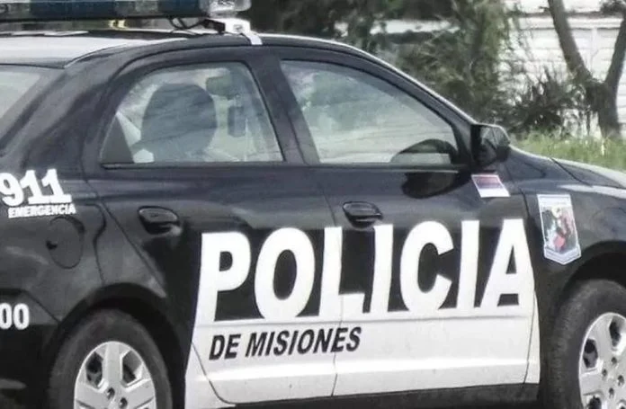  Un policía fue apuñalado durante una concentración de hinchas por la final del Mundial en Bernardo de Irigoyen