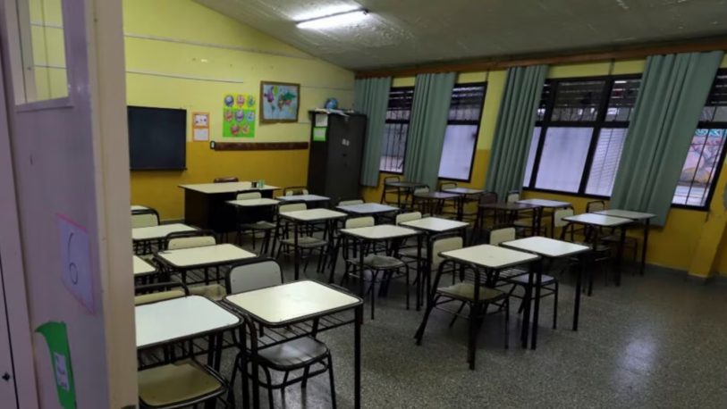  Docentes advierten que podrían no volver a las aulas tras las vacaciones de invierno