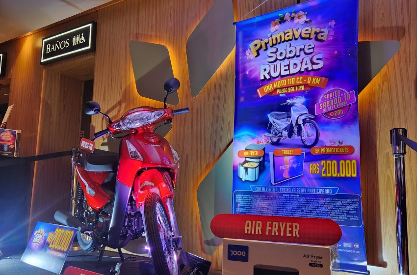  La primavera va a llegar sobre una 110cc en Casino Café Central