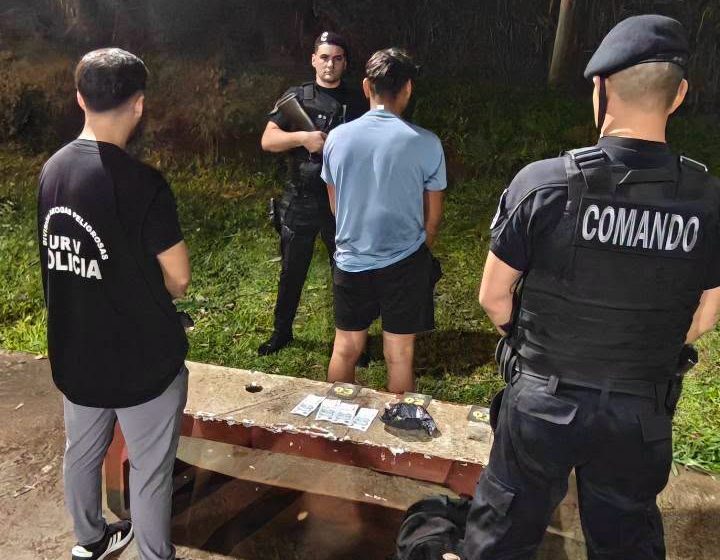  Detuvieron a dos presuntos dealers con cocaína y marihuana fraccionadas durante operativos en Puerto Iguazú