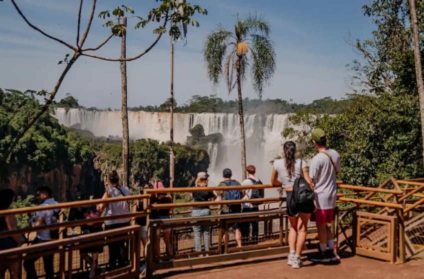  El Parque Nacional Iguazú mantiene un fuerte movimiento turístico