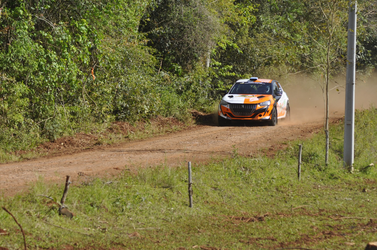 La dupla Sergio Zarza-Hugo Espinola tuvo su última prueba antes del inicio del WRC en Paraguay 12 La dupla Sergio Zarza-Hugo Espinola tuvo su última prueba antes del inicio del WRC en Paraguay imagen-11