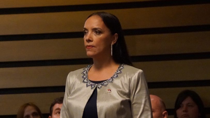  Piden el juicio político de la titular del Consejo General de Educación de Misiones