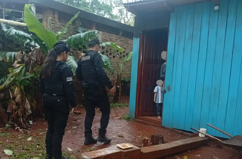  Abandonó a sus hijos y avisó a la Policía: «Estoy saturada, no puedo más»