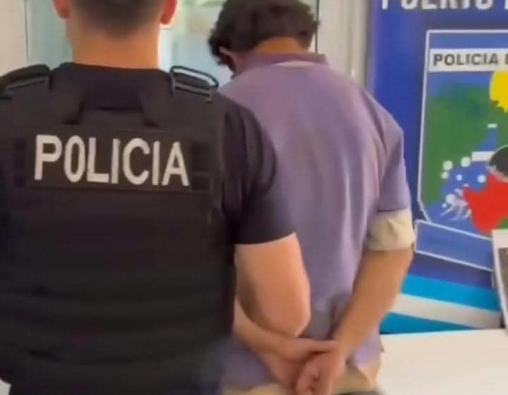 Investigaban un presunto punto de venta de drogas en Puerto Esperanza y detuvieron a un dealer con 42 dosis de cocaína