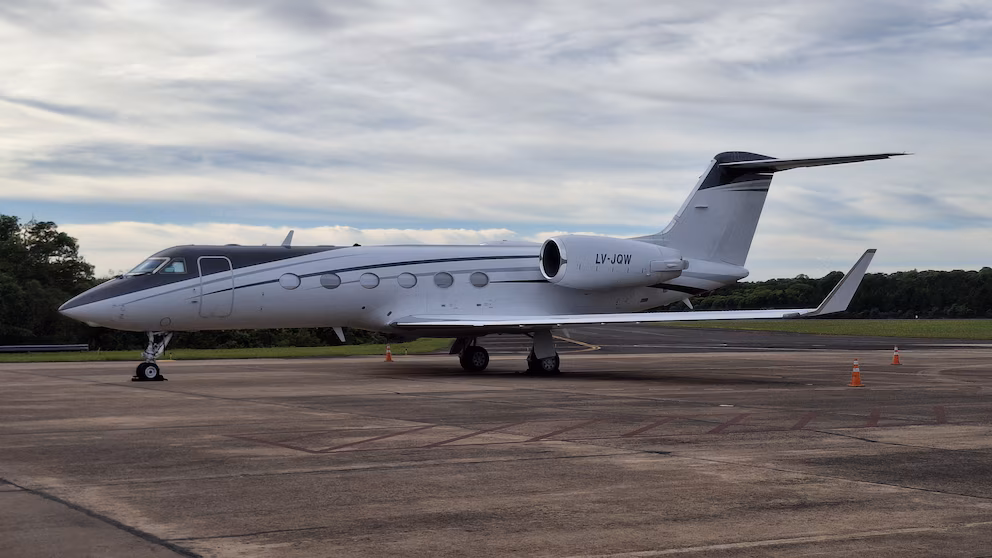  Misterio con un avión que permanece en Iguazú y en el que se creía que viajaría Bolsonaro